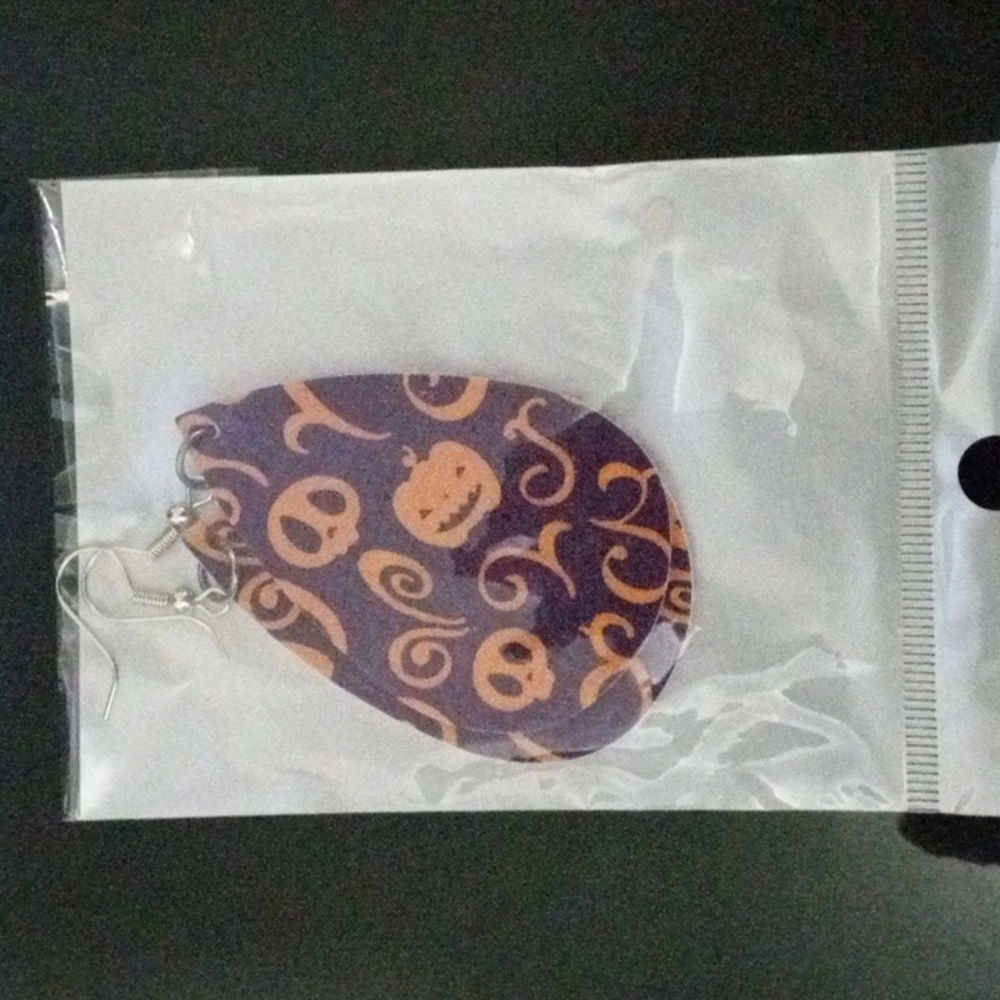 Halloween earring